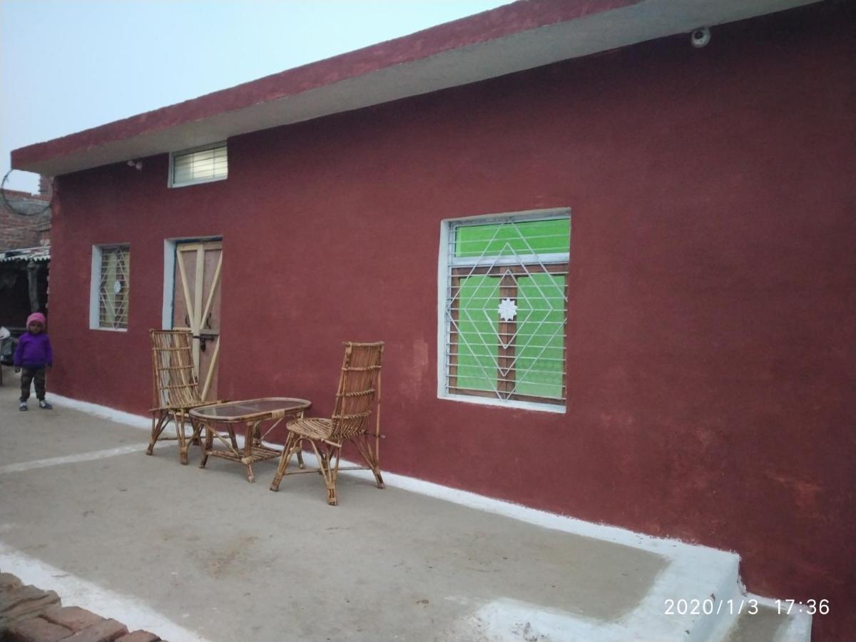 Homes Of India Орча Екстериор снимка